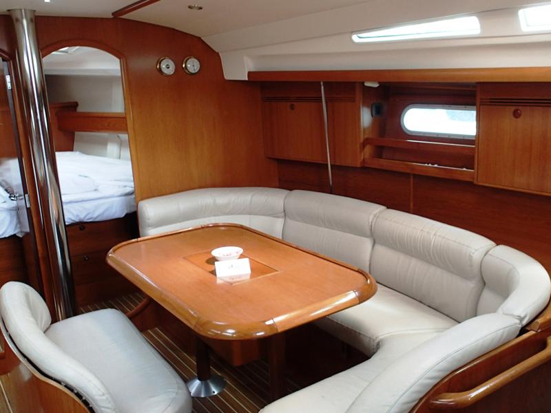 Book yachts online - sailboat - Sun Odyssey 45 - Big Blue - rent