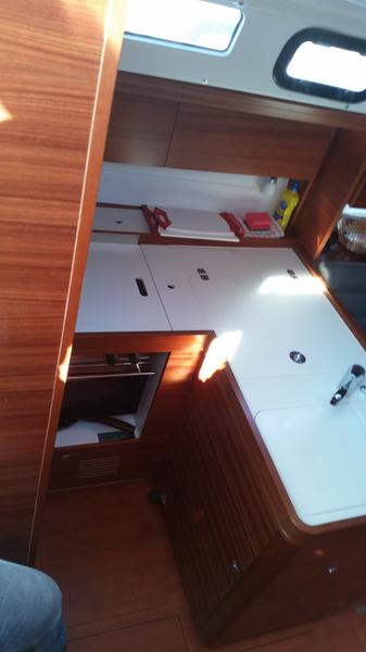 Book yachts online - sailboat - Dufour 350 GL - Rocky - rent