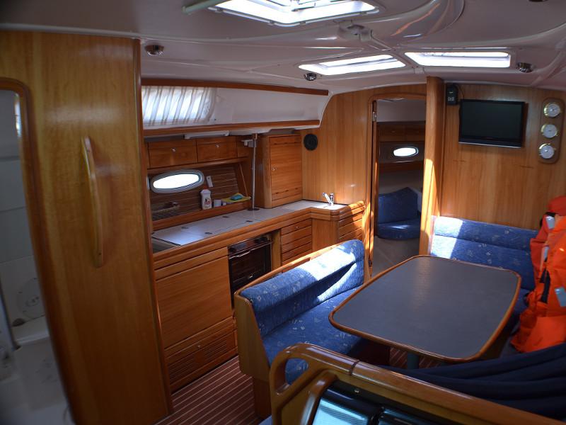 Book yachts online - sailboat - Bavaria 39 Cruiser - Demi - rent
