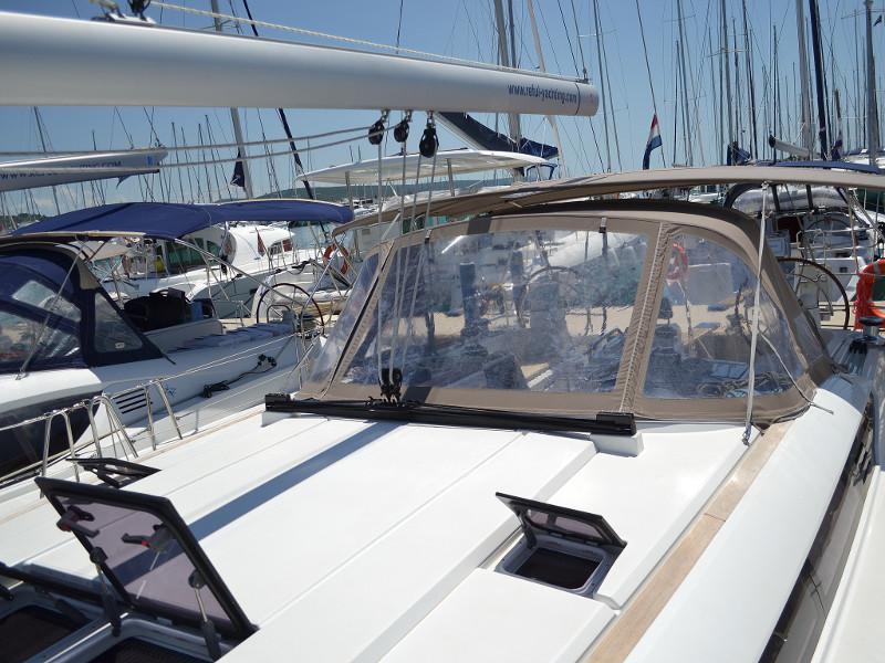 Book yachts online - sailboat - Sun Odyssey 509 - Jasna - rent
