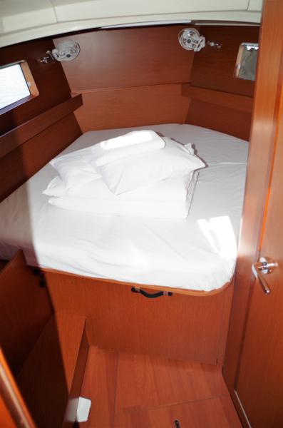 Book yachts online - sailboat - Oceanis 41.1 - 4Play - rent