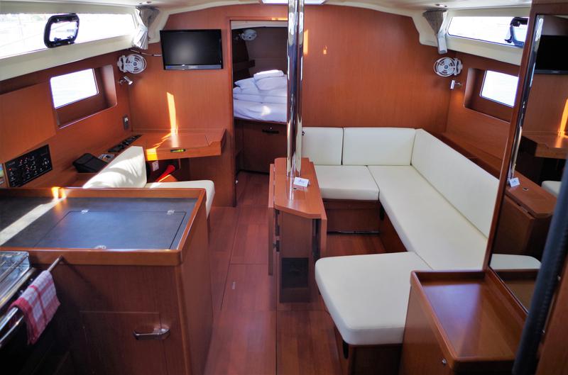 Book yachts online - sailboat - Oceanis 41.1 - 4Play - rent