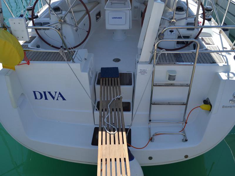 Book yachts online - sailboat - Oceanis 40 - Diva - rent