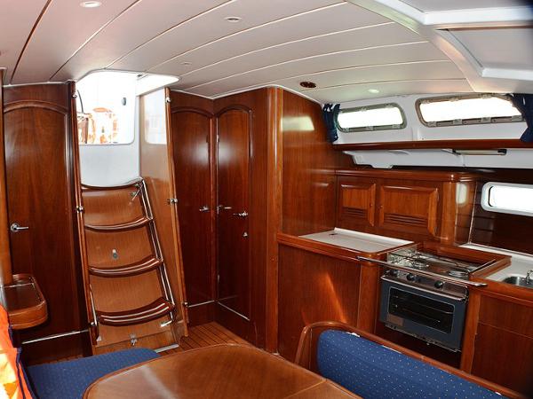 Book yachts online - sailboat - Oceanis Clipper 423 - Brava - rent