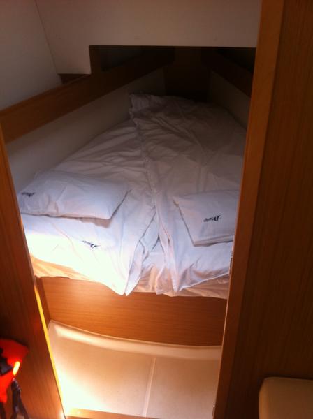 Book yachts online - sailboat - Sun Odyssey 33i - Chiquita - rent