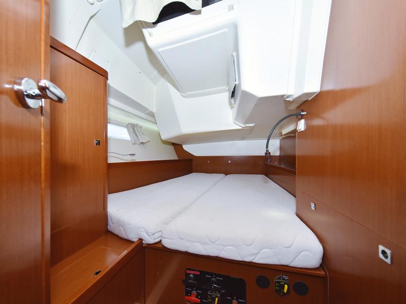 Book yachts online - sailboat - Oceanis 41 - Hope  - rent