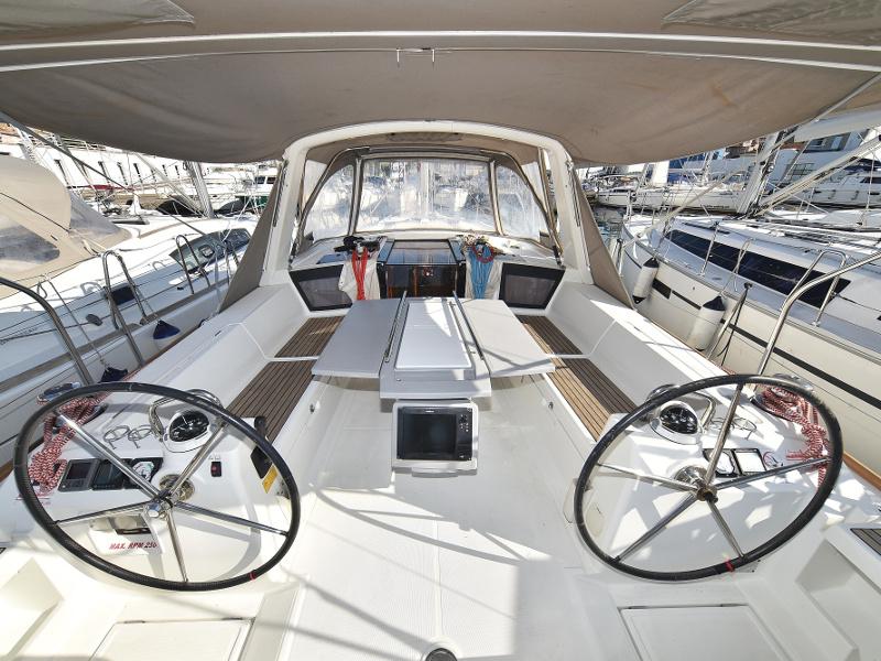 Book yachts online - sailboat - Oceanis 41 - Hope  - rent