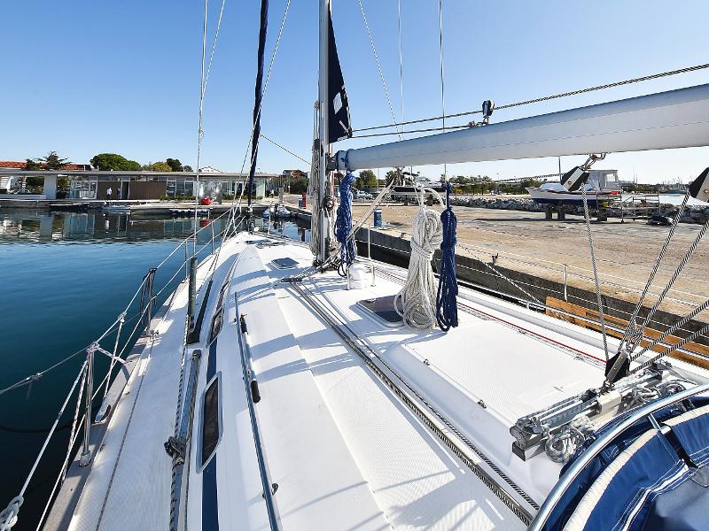 Book yachts online - sailboat - Bavaria 44 - Tummy fish - rent