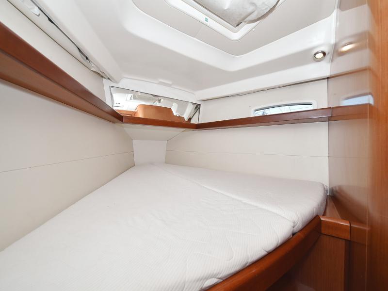 Book yachts online - sailboat - Oceanis 40 - Second Wind - rent
