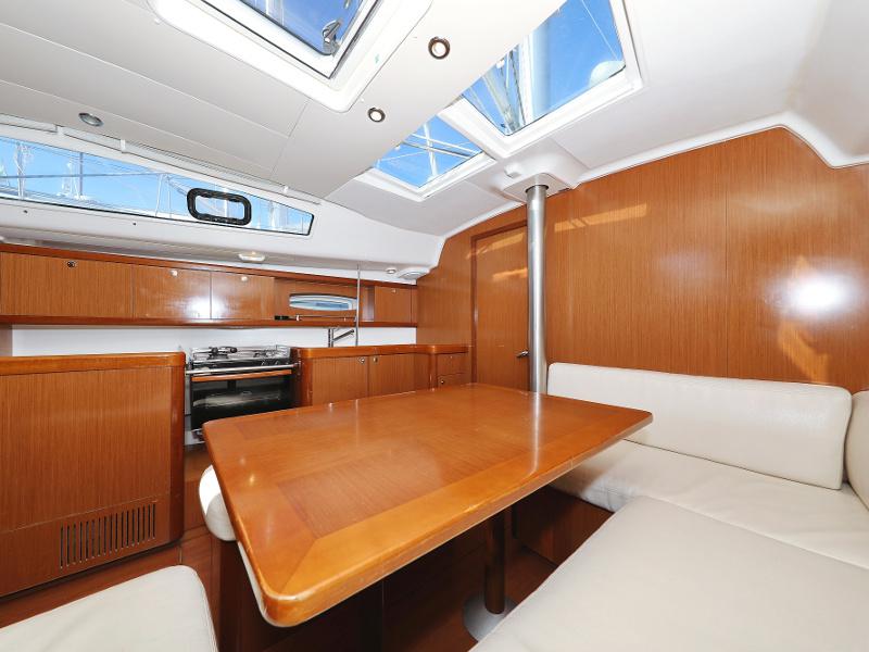 Book yachts online - sailboat - Oceanis 40 - Second Wind - rent