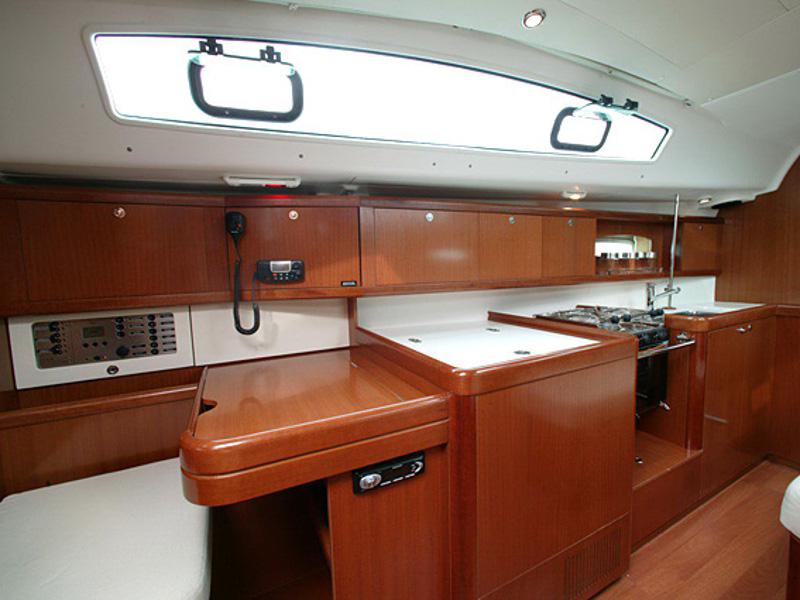 Book yachts online - sailboat - Oceanis 40 - Second Wind - rent