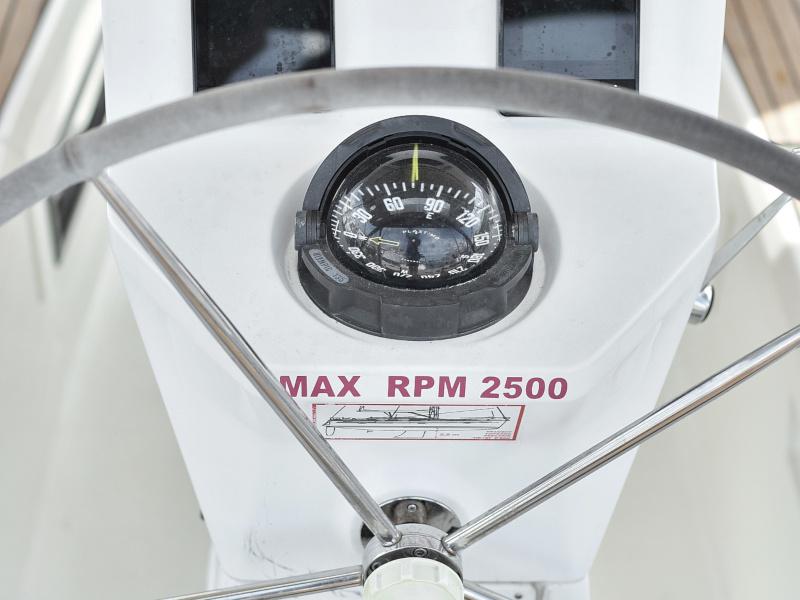 Book yachts online - sailboat - Bavaria 36 Cruiser - Petra M - rent