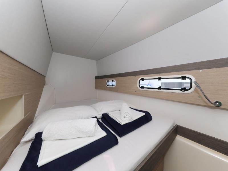 Book yachts online - catamaran - Bali 4.0.. - SO FAR SO GOOD - rent