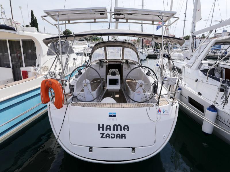Book yachts online - sailboat - Bavaria Cruiser 37 - Hama - rent