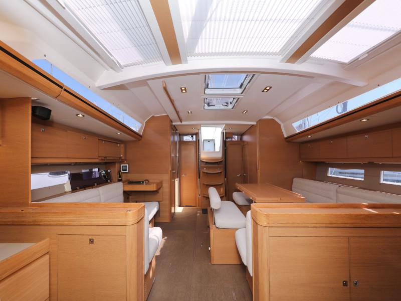 Book yachts online - sailboat - Dufour 560 - Anatoli - rent