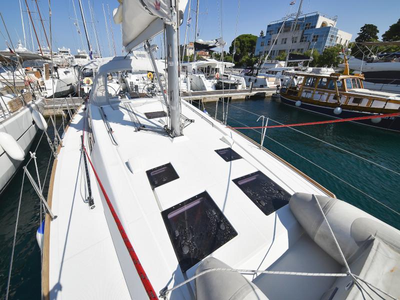 Book yachts online - sailboat - Oceanis 45 - Lighea - rent