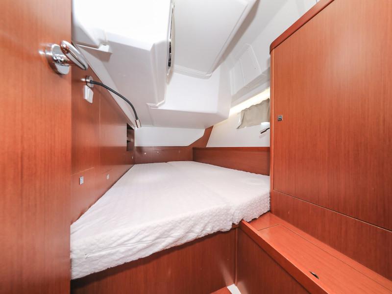Book yachts online - sailboat - Oceanis 45 - Lighea - rent