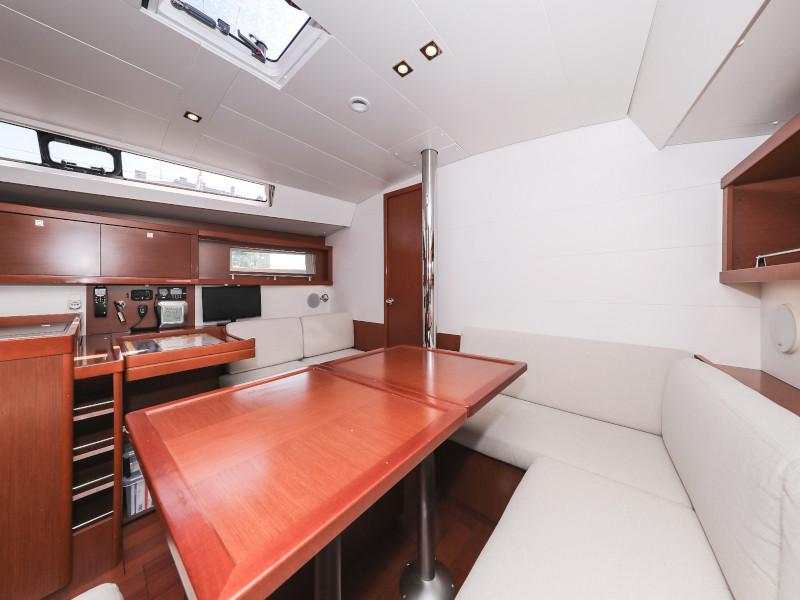 Book yachts online - sailboat - Oceanis 45 - Lighea - rent
