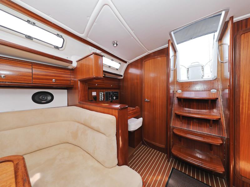 Book yachts online - sailboat - Bavaria 44 - O LA LA  - rent