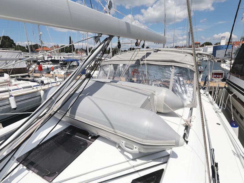 Book yachts online - sailboat - Oceanis 51.1 - ZEPHYR B  - rent