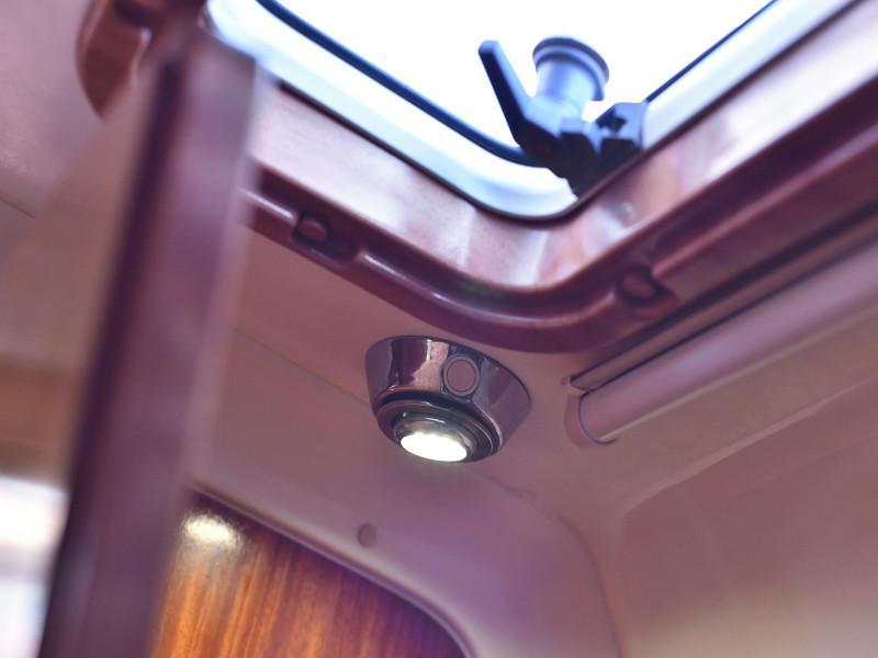 Book yachts online - sailboat - Bavaria 39 Cruiser - Windy - rent