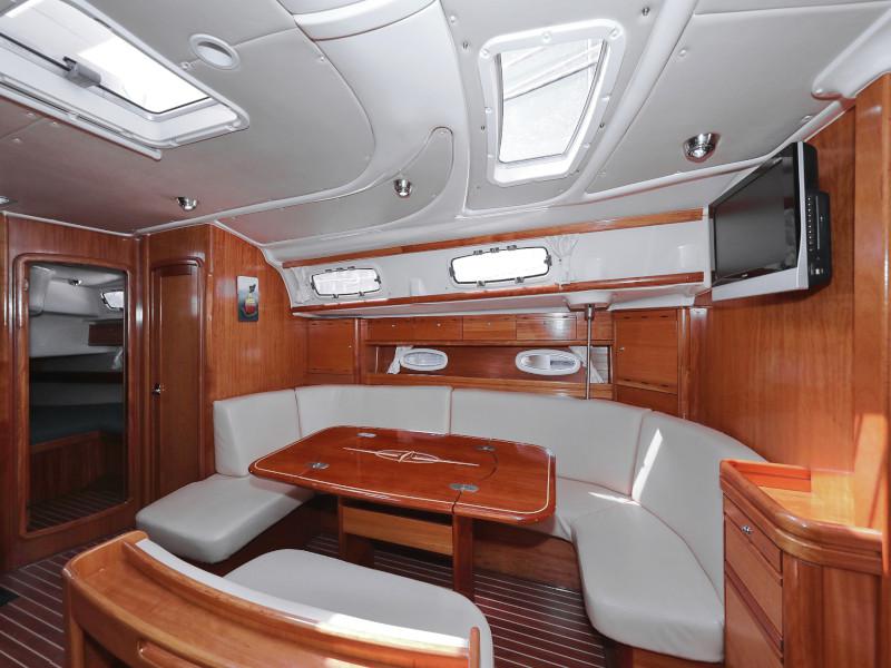 Book yachts online - sailboat - Bavaria 50 Cruiser - Fortunal - rent