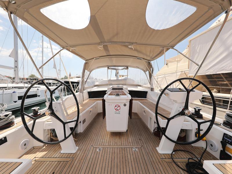 Book yachts online - sailboat - Oceanis 46.1 - MR.WHITE  - rent