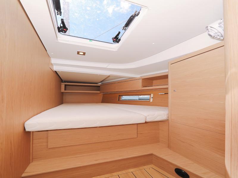Book yachts online - sailboat - Oceanis 46.1 - MR.WHITE  - rent