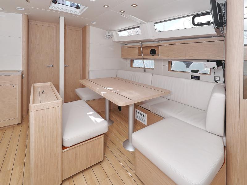 Book yachts online - sailboat - Oceanis 46.1 - MR.WHITE  - rent
