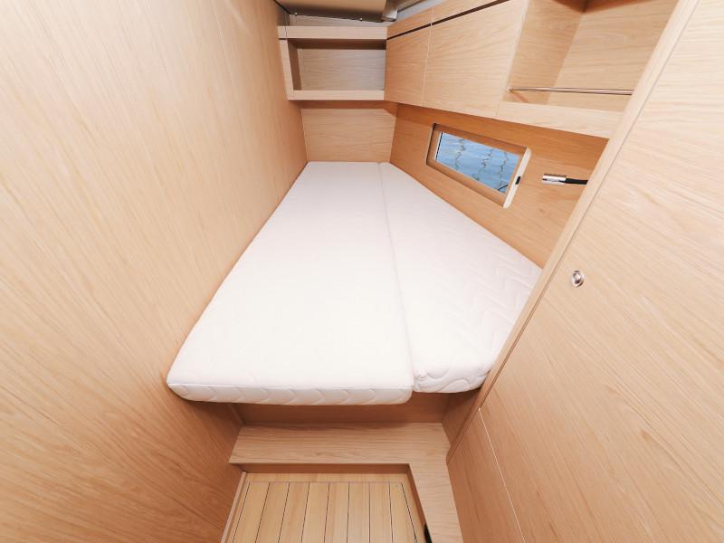 Book yachts online - sailboat - Oceanis 46.1 - MR.WHITE  - rent