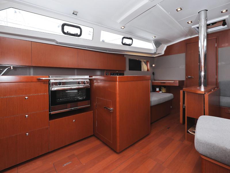 Book yachts online - sailboat - Oceanis 41.1 - SEVEN  - rent