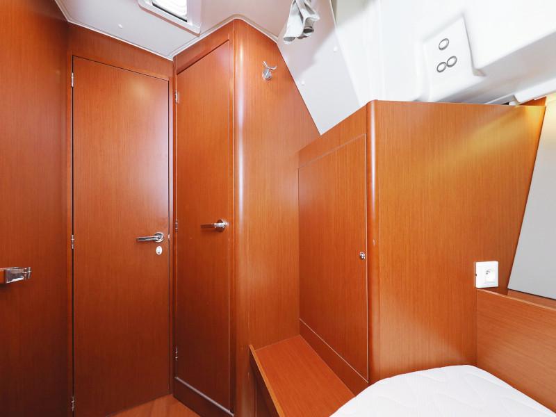 Book yachts online - sailboat - Oceanis 41.1 - SEVEN  - rent