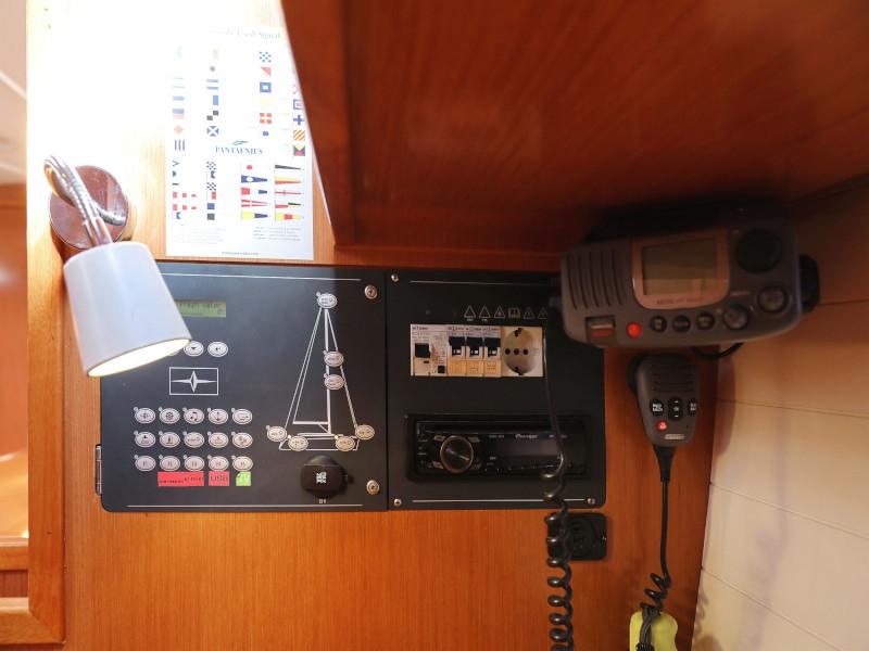 Book yachts online - sailboat - Bavaria Cruiser 40 - PIA M - rent