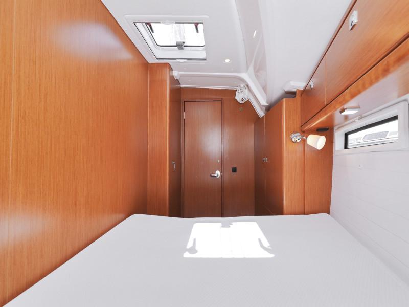 Book yachts online - sailboat - Bavaria Cruiser 46 - TICIJA - rent
