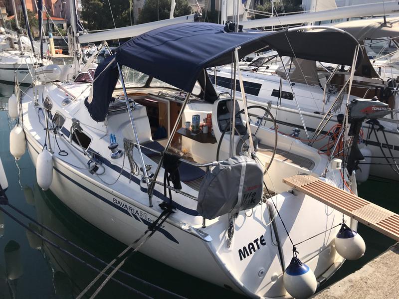 Book yachts online - sailboat - Bavaria 31 Cruiser - MATE - rent