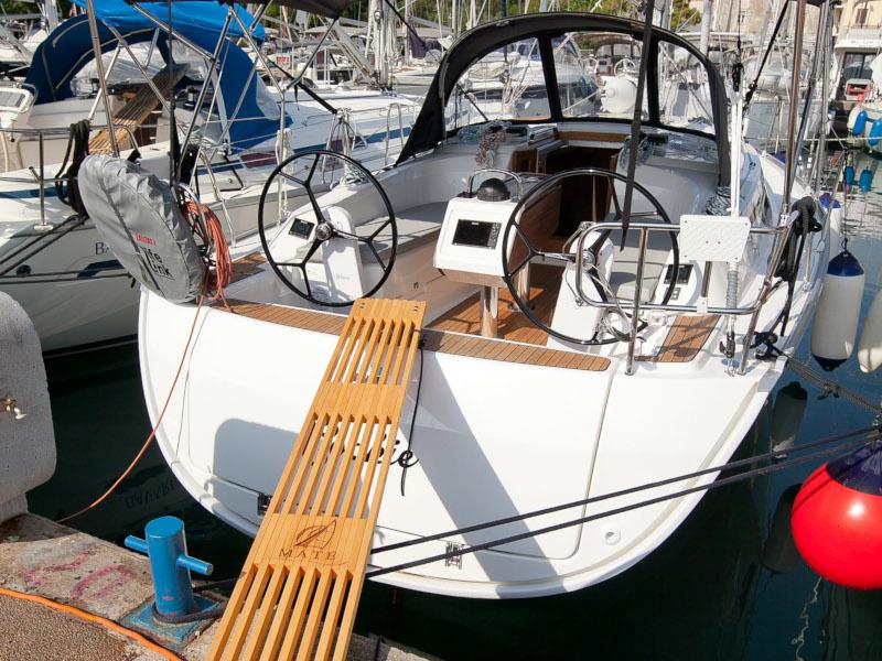 Book yachts online - sailboat - Bavaria Cruiser 34 Style - COOKIE - rent