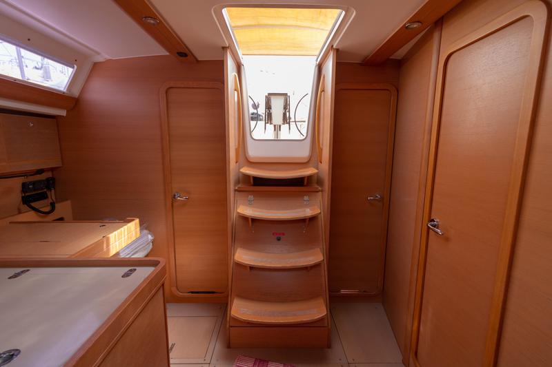 Book yachts online - sailboat - Dufour 450 GL - Easy Going - rent