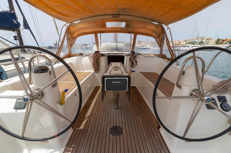 Book yachts online - sailboat - Dufour 450 GL - Easy Going - rent