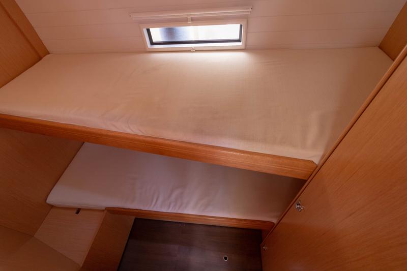 Book yachts online - sailboat - Bavaria Cruiser 56 - Miles - rent