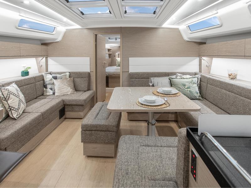 Book yachts online - sailboat - Hanse 458 - Nimbus - rent