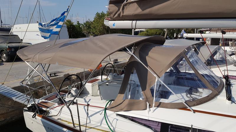 Book yachts online - sailboat - Sun Odyssey 439 - InT-SO 439 (sails 2018) - rent