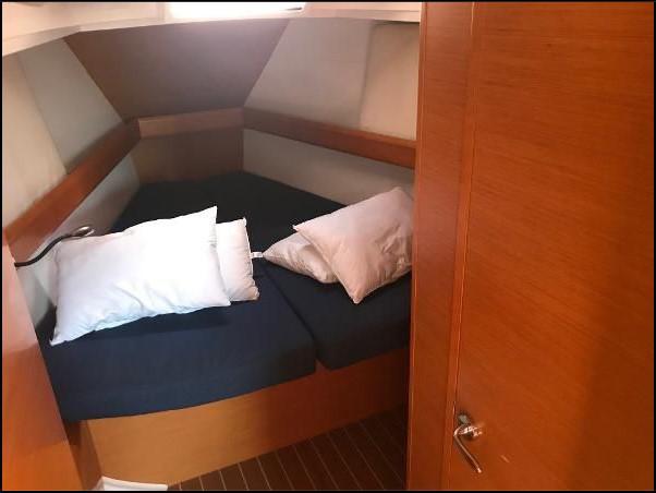 Book yachts online - sailboat - Sun Odyssey 409 - Elena - rent
