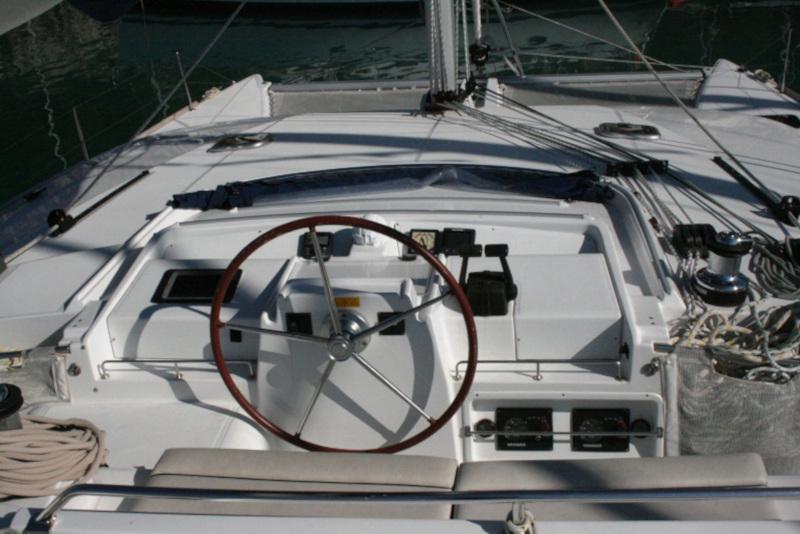 Book yachts online - catamaran - Lagoon 440 (2008) - CHARDONNAY - rent
