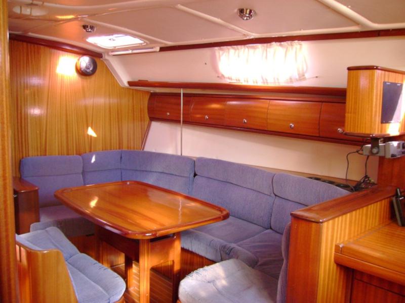 Book yachts online - sailboat - Bavaria 41 - SEAGOLL - rent