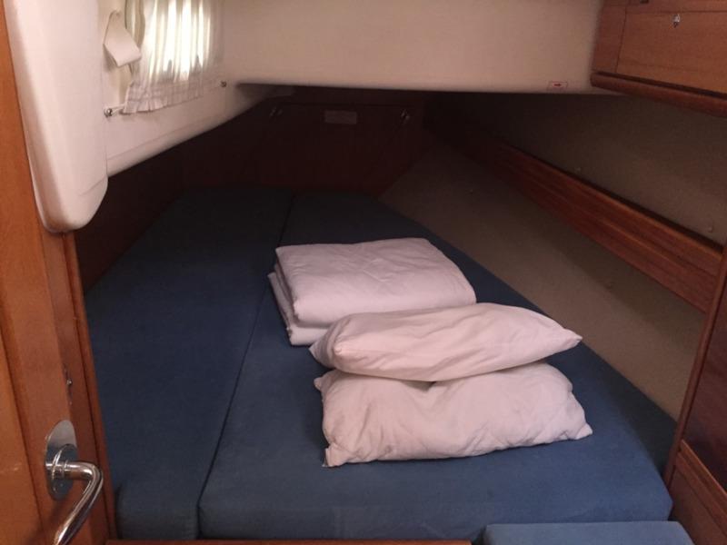 Book yachts online - sailboat - Bavaria 38 Cruiser - BOEM - rent