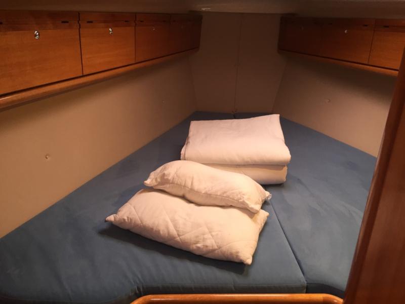 Book yachts online - sailboat - Bavaria 38 Cruiser - BOEM - rent