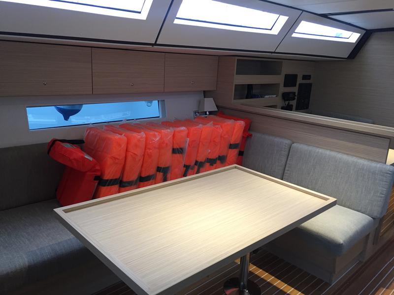 Book yachts online - sailboat - D&amp;D Kufner 54.2 - SUNSHOWER - rent