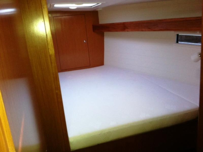 Book yachts online - sailboat - Bavaria Cruiser 45 - PASO DOBLE I - rent