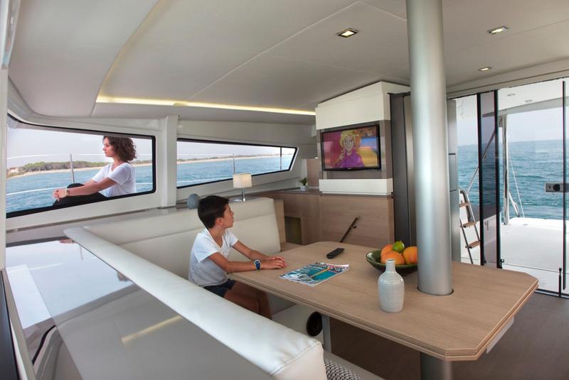 Book yachts online - catamaran - Bali 4.5 - LeAndra - rent