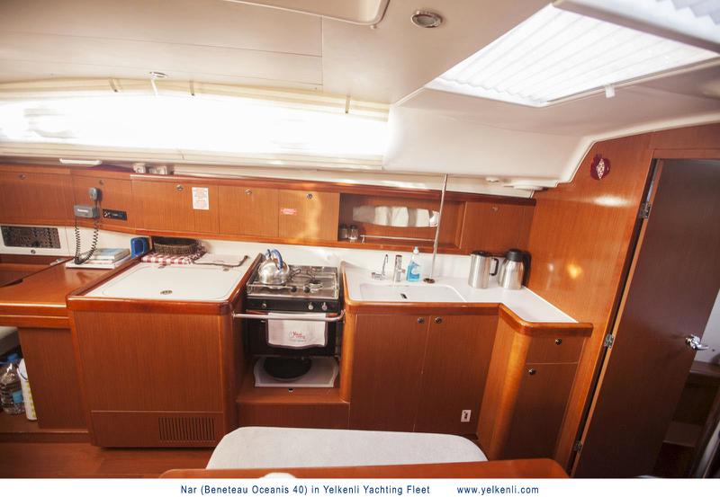 Book yachts online - sailboat - Oceanis 40 - Nar - rent
